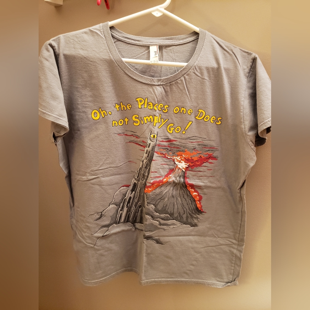 NWOT Lord of the Rings Tee